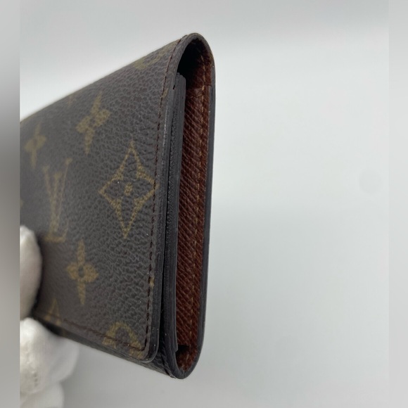 Louis Vuitton Monogram Card Case Wallet - Picture 3 of 11